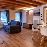 Antico Borgo Palue Apartman *